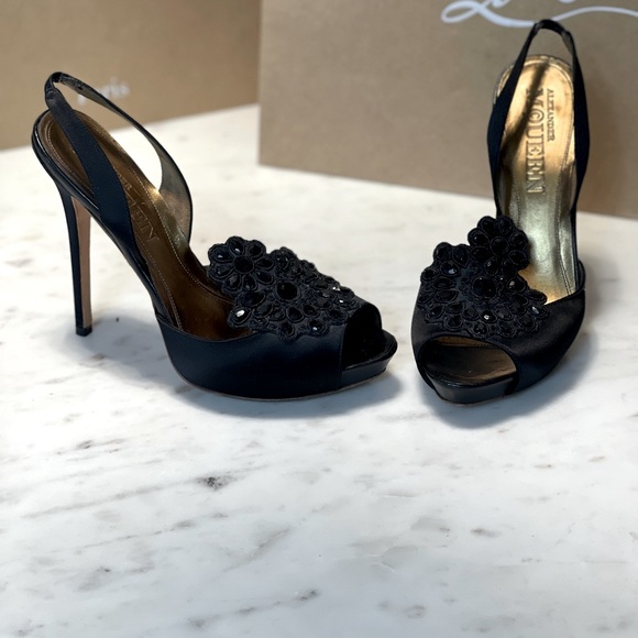 ALEXANDER MCQUEEN black satin sling back heels - Picture 2 of 9